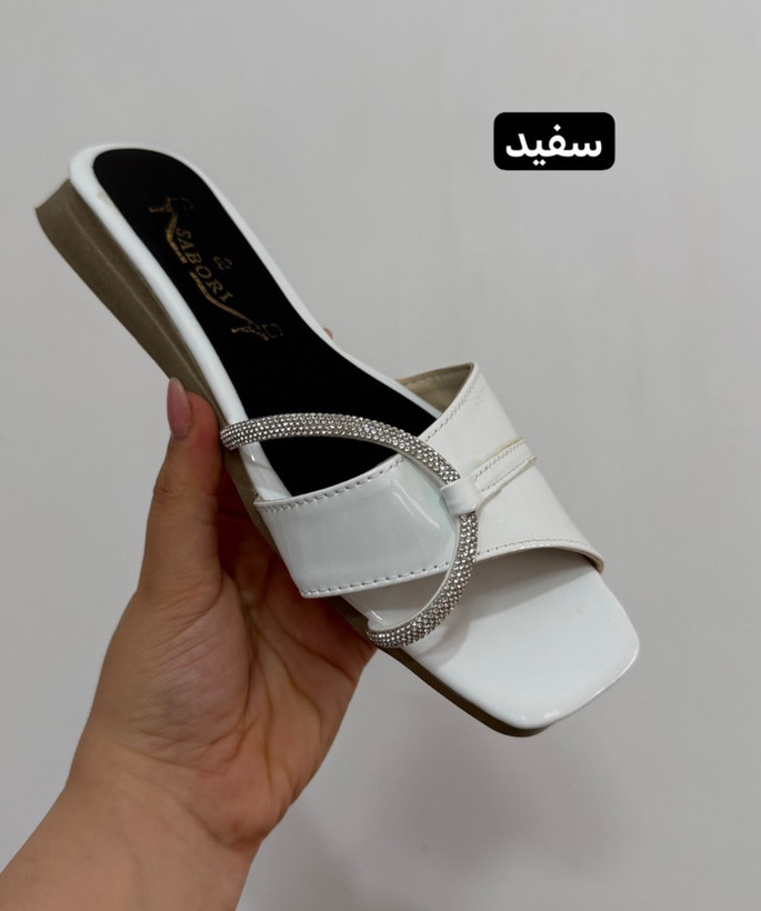 دمپایی و صندل مجلسی بغل نگین کد ۱۱۴